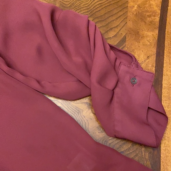 NOT FOR SALE. EUC BEAUTIFUL MAROON DRESS BLOUSE CANDIES - Picture 5 of 10